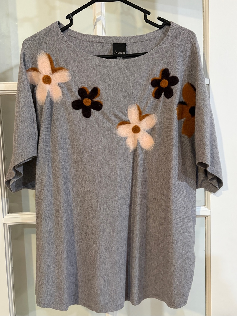 Aaeda Gray Sweater Top with Felted Floral Embellishments 1X